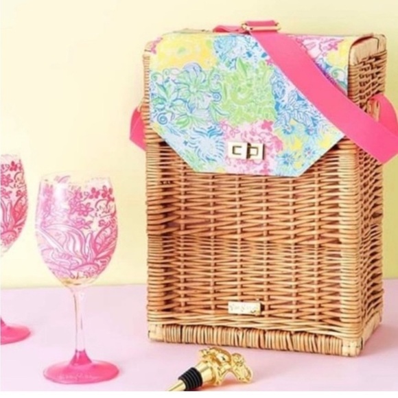NWOT Lilly Pulitzer Wicker Wine Picnic Basket - Picture 2 of 8